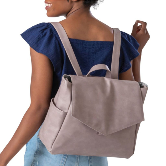 thirty-one Handbags - Thirty-One Women's Stone Distressed Pebble On Point Backpack